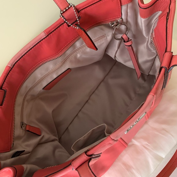 Coach Chelsea Leather Stripe Charlie CarryAll Tote - Picture 2 of 3